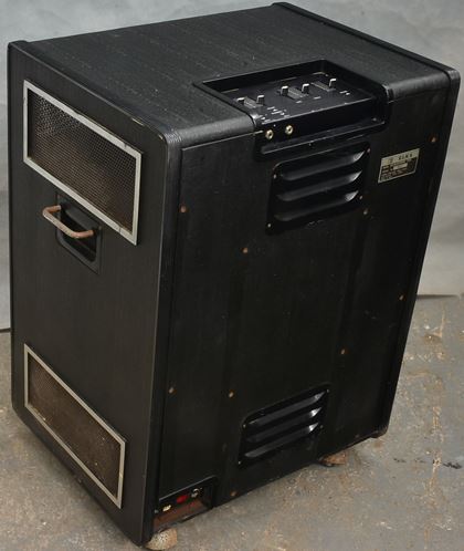 Elka-Elkatone 700 rotating speaker (a/s)